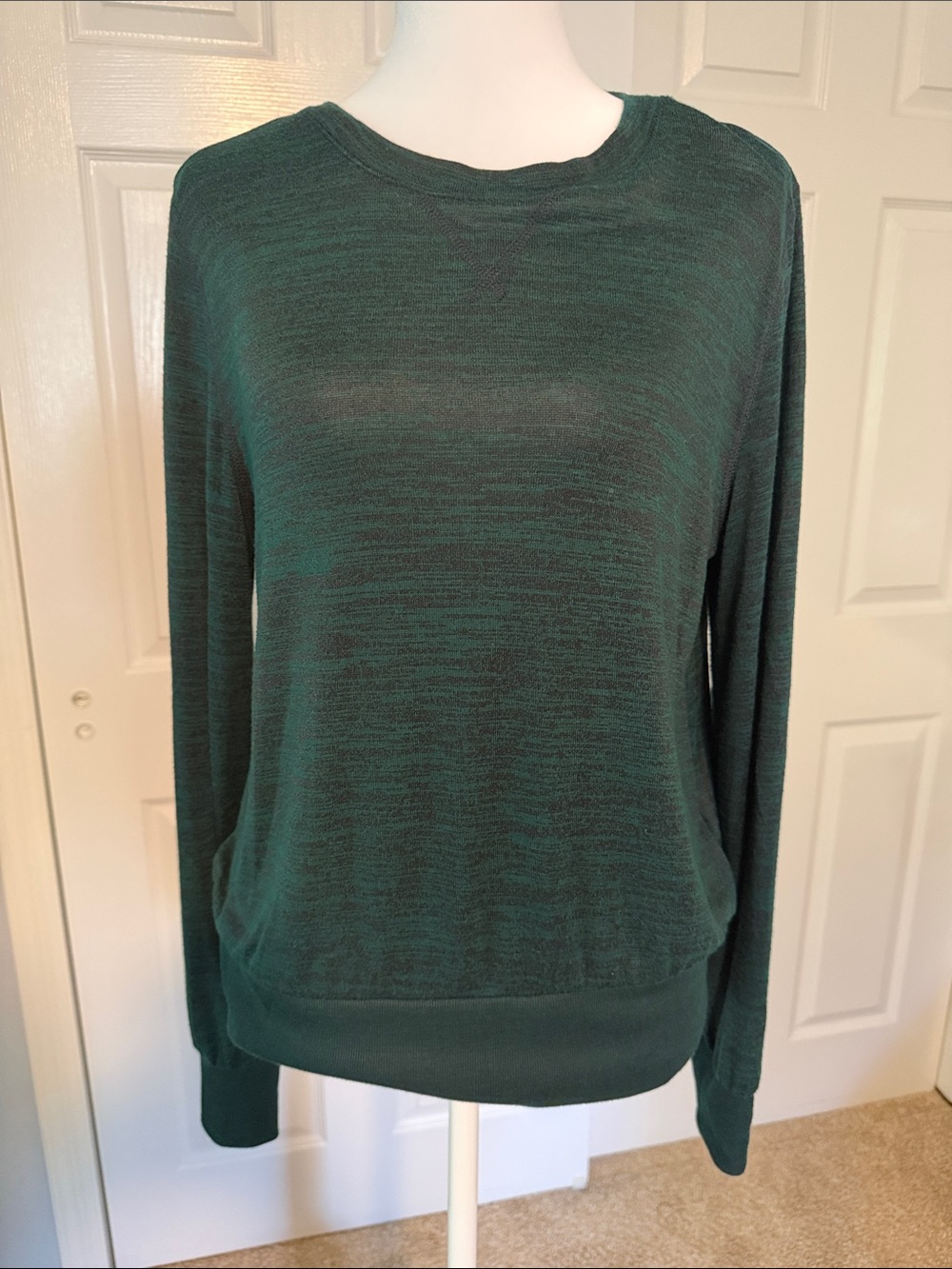 Banana Republic Forest Green Crewneck luxespun Sweater